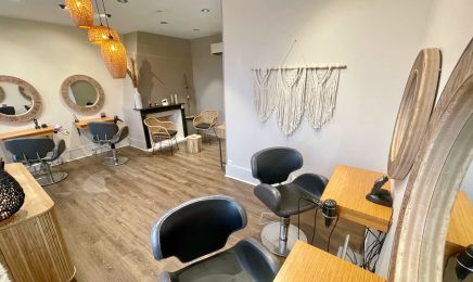 Histoire de Coupe by PEOPLE : Coiffeur à Le Neubourg