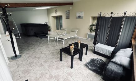 L’institut es belle & spa : Manucure à Bouy