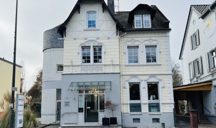 Yasemen Basar Hair Design : Friseur in Bad Camberg