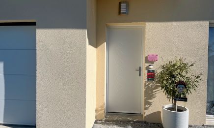 Soeurs de griffes : Institut de beauté à Boisseuil