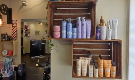 Les Ciseaux D’Elo - spécialiste perruques médicales : Coiffeur à Saint-Maurice-de-Lignon
