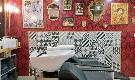 La femme a barbe : Coiffeur à Mennecy