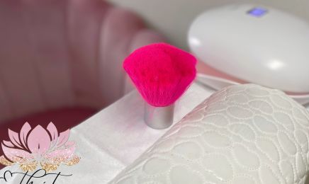 Esthétique By SIlvia : Manucure à Merville