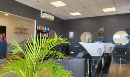 K’Hair  : Institut de beauté à La Brillanne