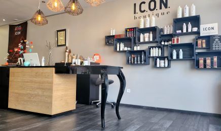 Uzuri by Caprice coiffure : Coiffeur à Rittershoffen