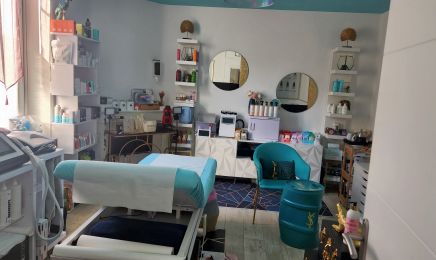 NJ BEAUTY : Manucure à Bayonne