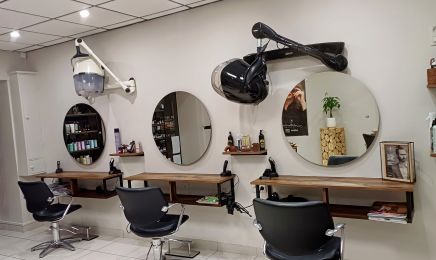 Coiffure fm : Coiffeur à Bécon-les-Granits
