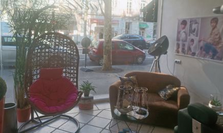 Yaelle coiffure  : Manucure à Saintes