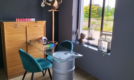 Le Salon De Beauté  : Manucure à Nueil-les-Aubiers