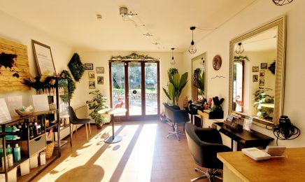 LE PETIT SALON DE MARION : Coiffeur à Beaumont-de-Pertuis