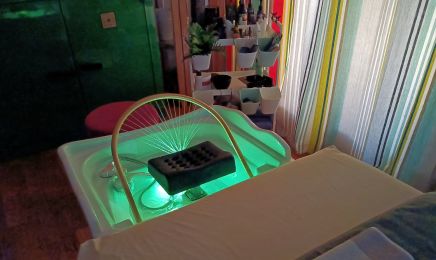 Menthaïa - Head Spa et Soins Holistiques : Coiffeur à Hyères