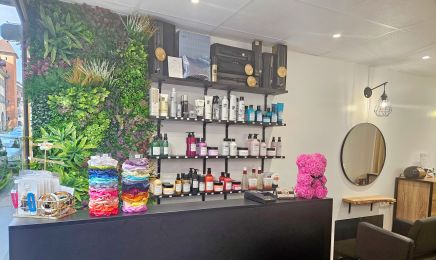 Le Salon : Manucure à La Roche-sur-Foron