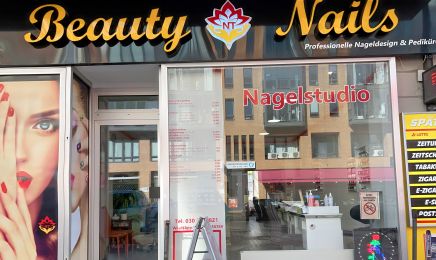 Beauty Nails- Home Nails For You -Nails By Thuy: Nagelstudio in Berlin