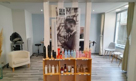Mes ciseaux d’Aur : Coiffeur à Saint-Mars-d'Outillé