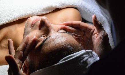 Facialiste —Nadia | Soins de la peau et des ongles  : Manucure à Montigny-lès-Cormeilles