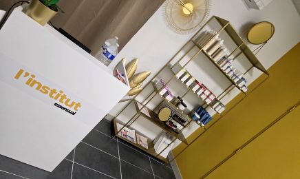 Essensual Salon et Institut - Le Haillan : Coiffeur à Le Haillan