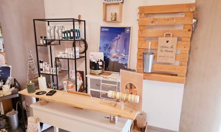 Natur’elle esthetique Gaelle : Manucure à Cognac