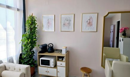 MK TOUT POUR ELLE : Manucure à Istres