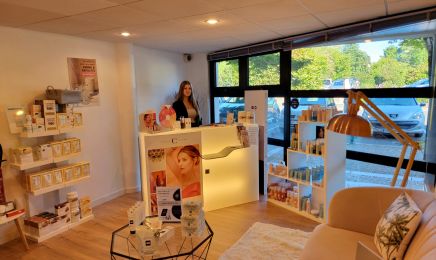 Hygiaform (centre expert) : Manucure à Saint-Cyr-sur-Loire