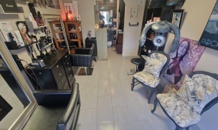 At home coiffure by Marcelia  : Barbier à Portiragnes