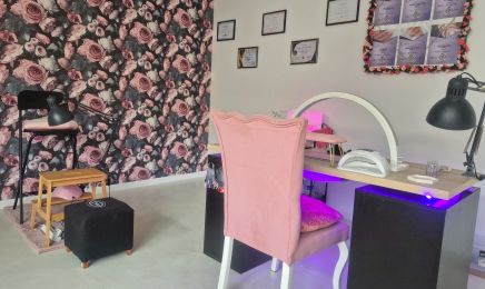 Dix’Nails  : Institut de beauté à Saint-Germain-du-Puch