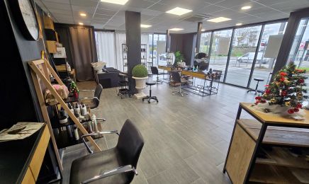 Essensual Salon et Institut - Le Bouscat : Coiffeur à Le Bouscat