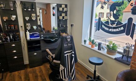Au Saloon Chez Mo’ : Institut de beauté à Saint-Louis