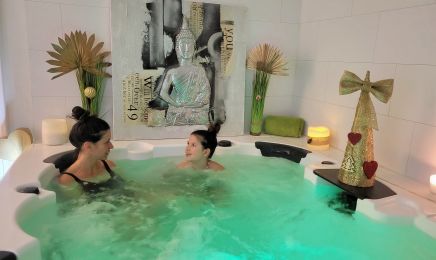 Clin d'Oeil Centre Esthétique Institut Beauté Soin Corps Balnéo UV : Spa à Oloron-Sainte-Marie