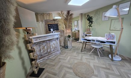Élégance Ophélie : Manucure à Six-Fours-les-Plages