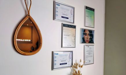 Emilie Escriva Maquillage Permanent et Bien-être (Chez Symphonie esthétique) : Institut de beauté à Cagnes-sur-Mer