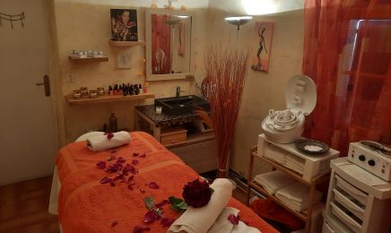 Institut Monia : Manucure à La Cadière-d'Azur