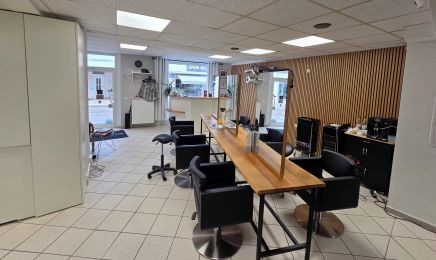Friseurteam Wuschelkopf eK: Friseur in Mainz