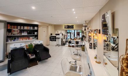 L’APARTÉ : Coiffeur à Carpentras
