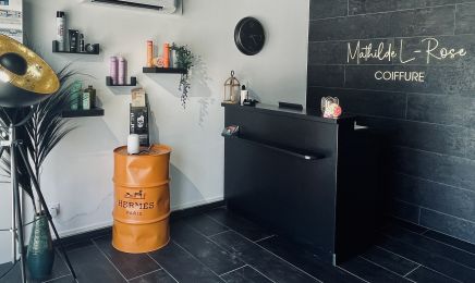 Mathilde L-Rose coiffure : Coiffeur à Arques