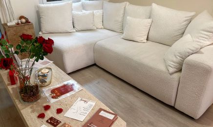 Maison Mademoiselle White : Manucure à Dunkerque