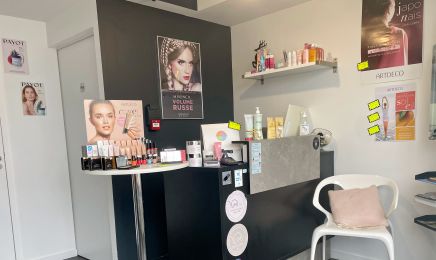 C Esthetic  : Manucure à Moutiers-les-Mauxfaits