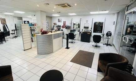 Hair Style Coiffure  : Coiffeur à Brétigny-sur-Orge