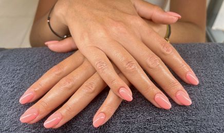 Claire & Care - Beauty Patio : Manucure à La Crau