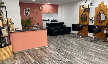 321 Ciseaux : Coiffeur à Pau