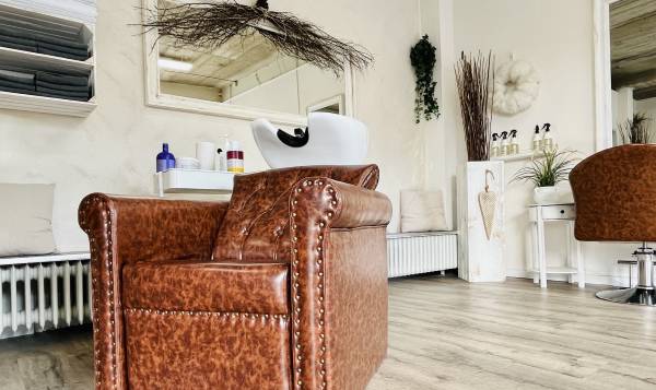 Leester Barber Shop