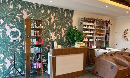 Le Salon by Justine R : Coiffeur à Vedène