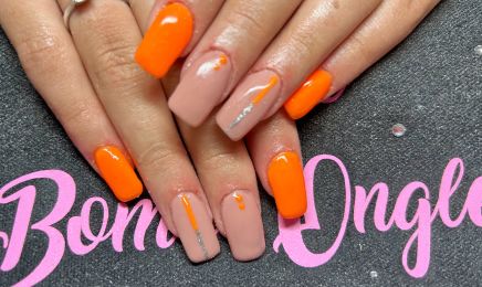 Rose Bomb’ongles : Manucure à Yssingeaux