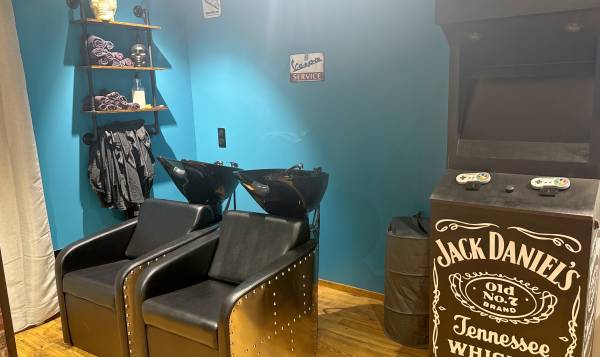 The Gent’s Barber Shop