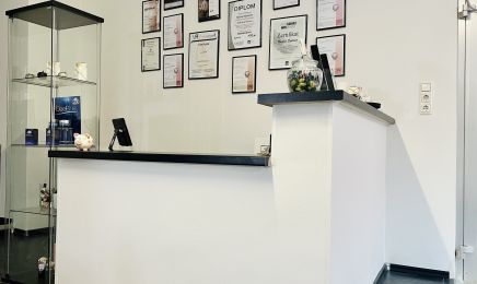 Nadine's Beauty Studio: Kosmetikstudio in Nienburg/Weser