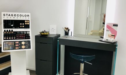 Kay Schneider - Roman Kroupa GmbH: Friseur in Bremen