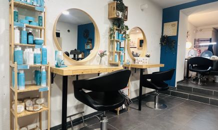 Le salon de Leamelia  : Barbier à Cabannes