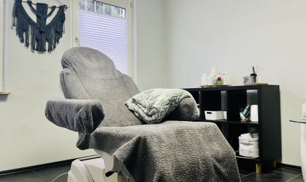 Nadine's Beauty Studio: Kosmetikstudio in Nienburg/Weser