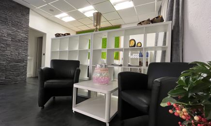 saloNeda: Kosmetikstudio in Senden