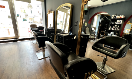 Studio l'étoile  : Barbier à Aigues-Vives