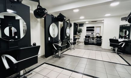 Salon Hinxlage: Friseur in Garrel